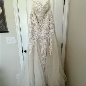 David’s Bridal beaded floral lace wedding gown with extra length NEW